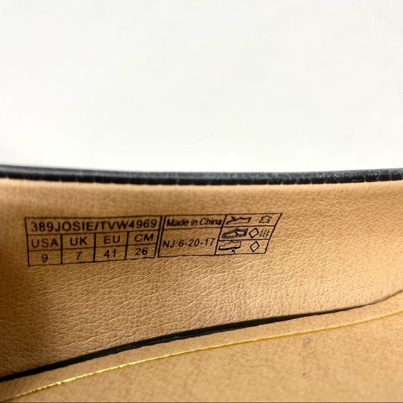 Vionic Black Josie Kitten Heel Leather Pumps Size 9/41 - Picture 12 of 12